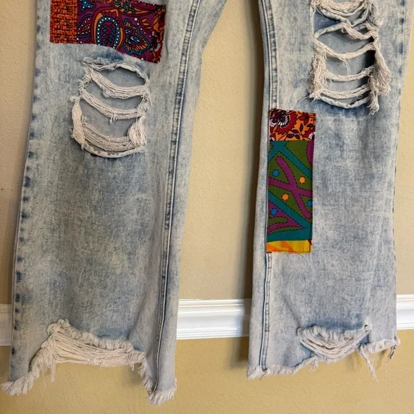 Almost Famous Vintage Jeans Size 15 Acid Wash Patch Distressed Destroyed Flare - Picture 9 of 16